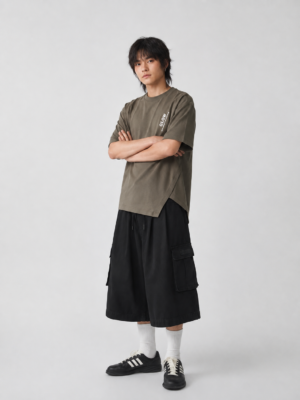 Men's Minimalist Solid Short Sleeve T-Shirt with Asymmetric Hem